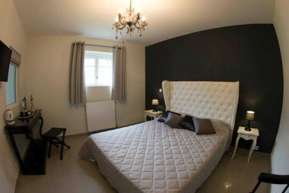 Le Parc De Crecy Bed & Breakfast Exterior photo